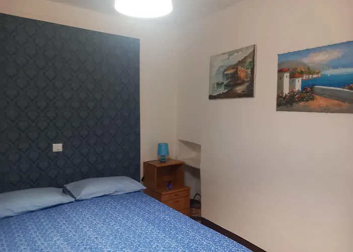 A Casa Di Marti Tatil Evi Capodimonte